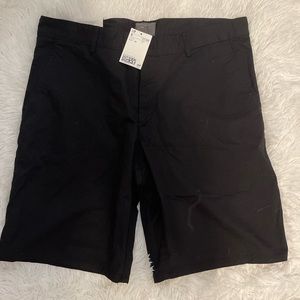 Black men shorts!!